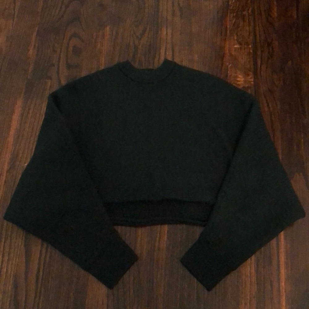 Cropped Sweatshirt